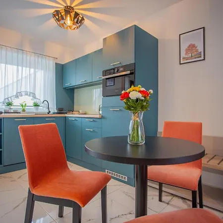 Viktoria Apartament *