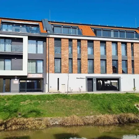 Viktoria Apartament *