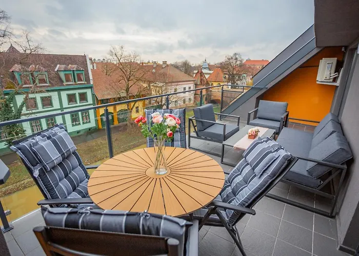 Viktoria Apartament Jula